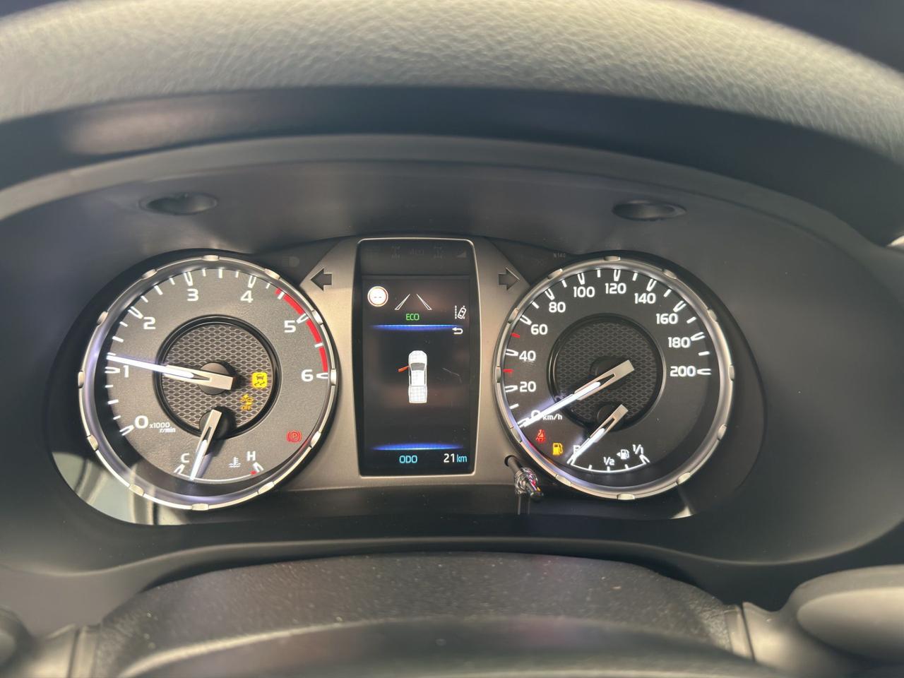 Toyota Hilux - MY25 Double Cab Comfort 2.8D 204