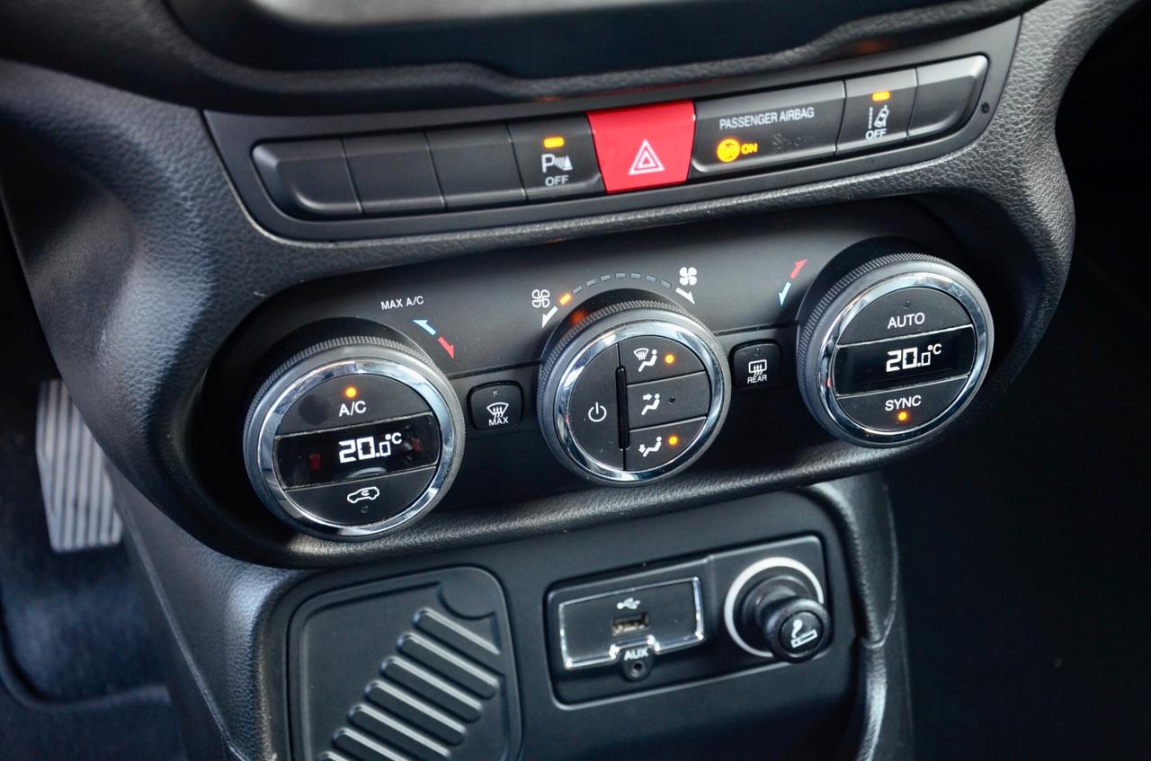 JEEP RENEGADE 1.6 MJT LIMITED FWD 120cv, UFF ITALIANA, EURO 6B, NAVI, PELLE, PERMUTE