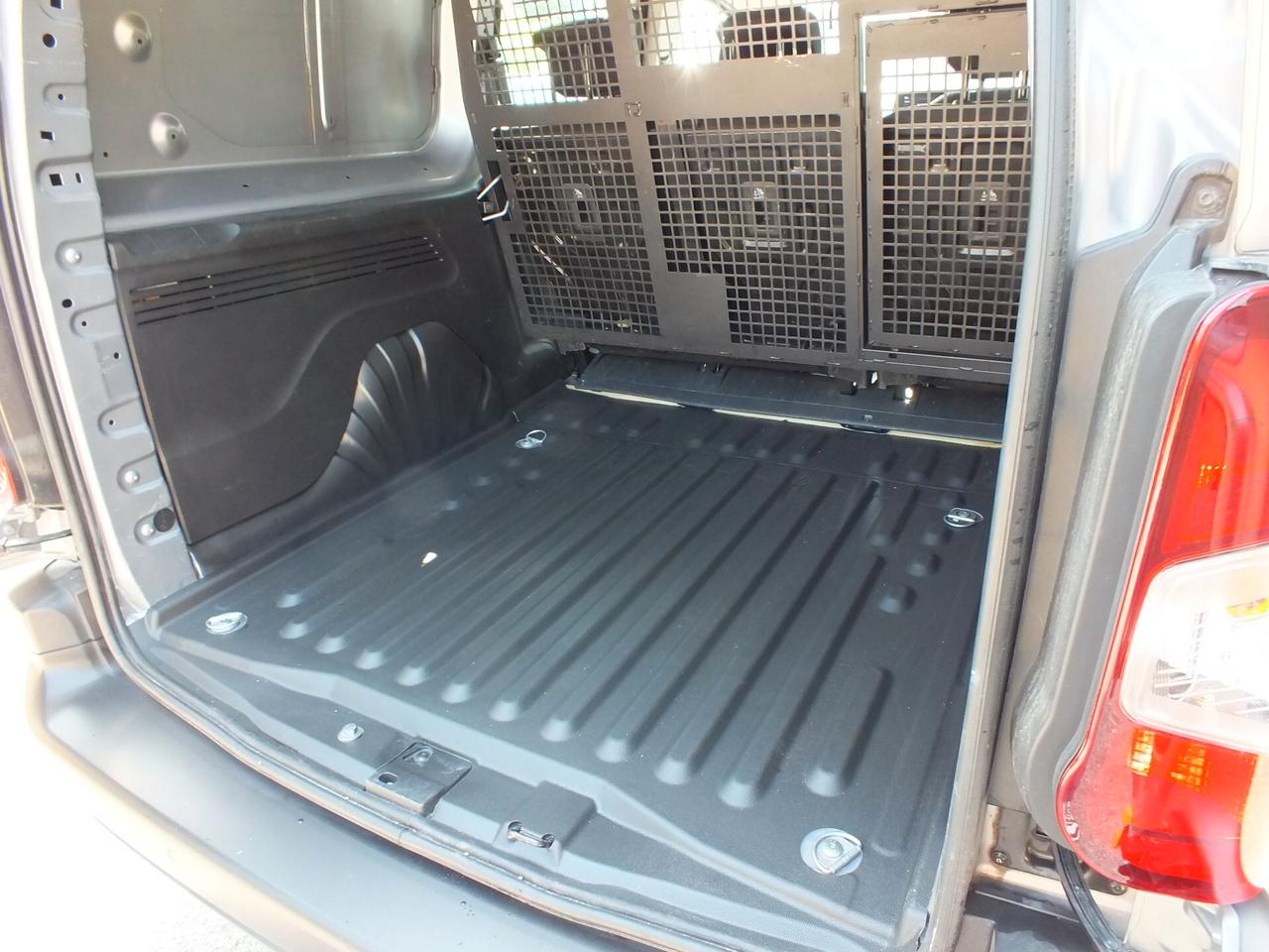 OPEL COMBO 1.5 DCI AUTOCARRO N-1 5 POSTI IVA ESPOSTA