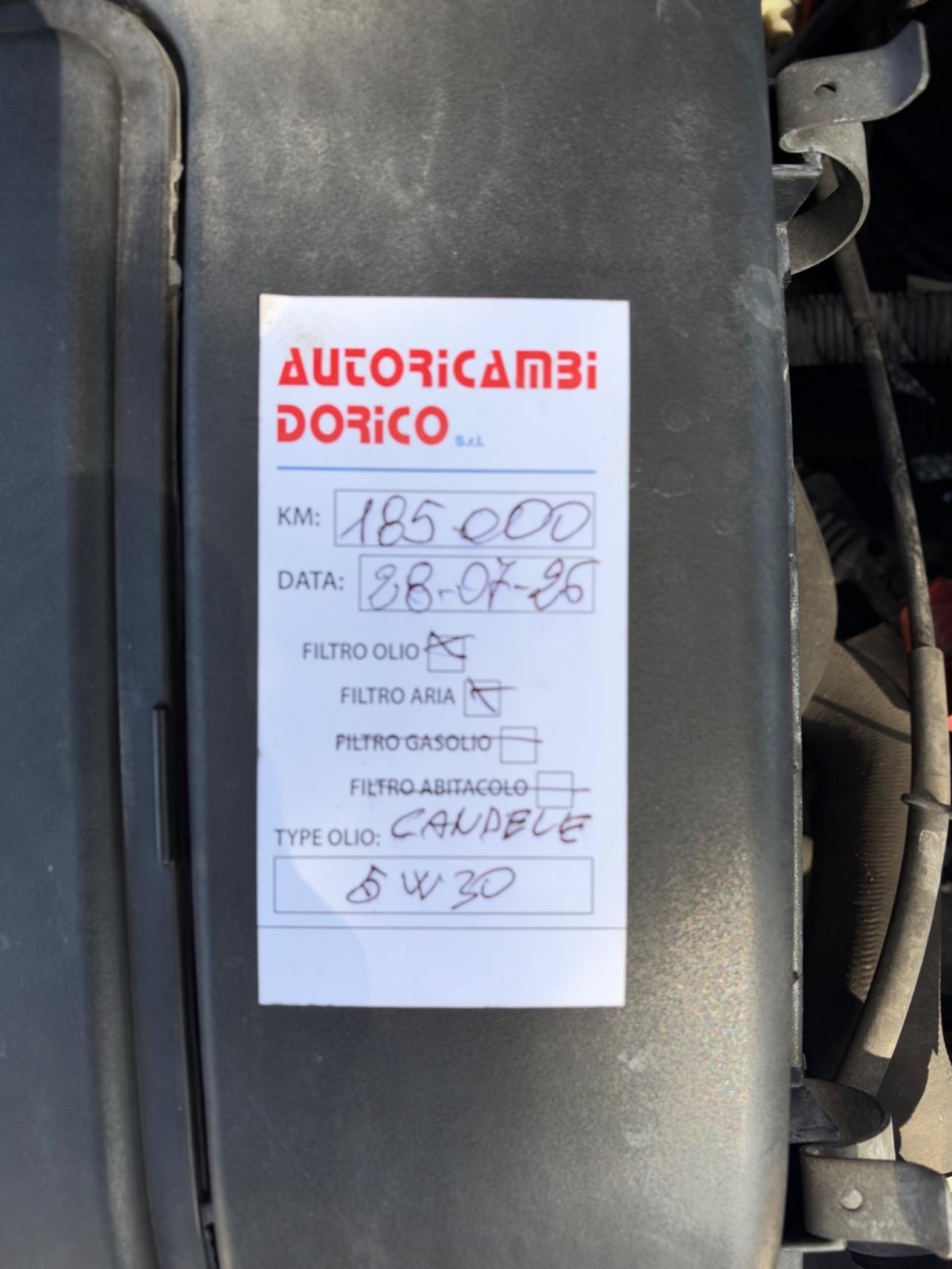 Peugeot 107 1.0 benzina neopatentati uniproprietà