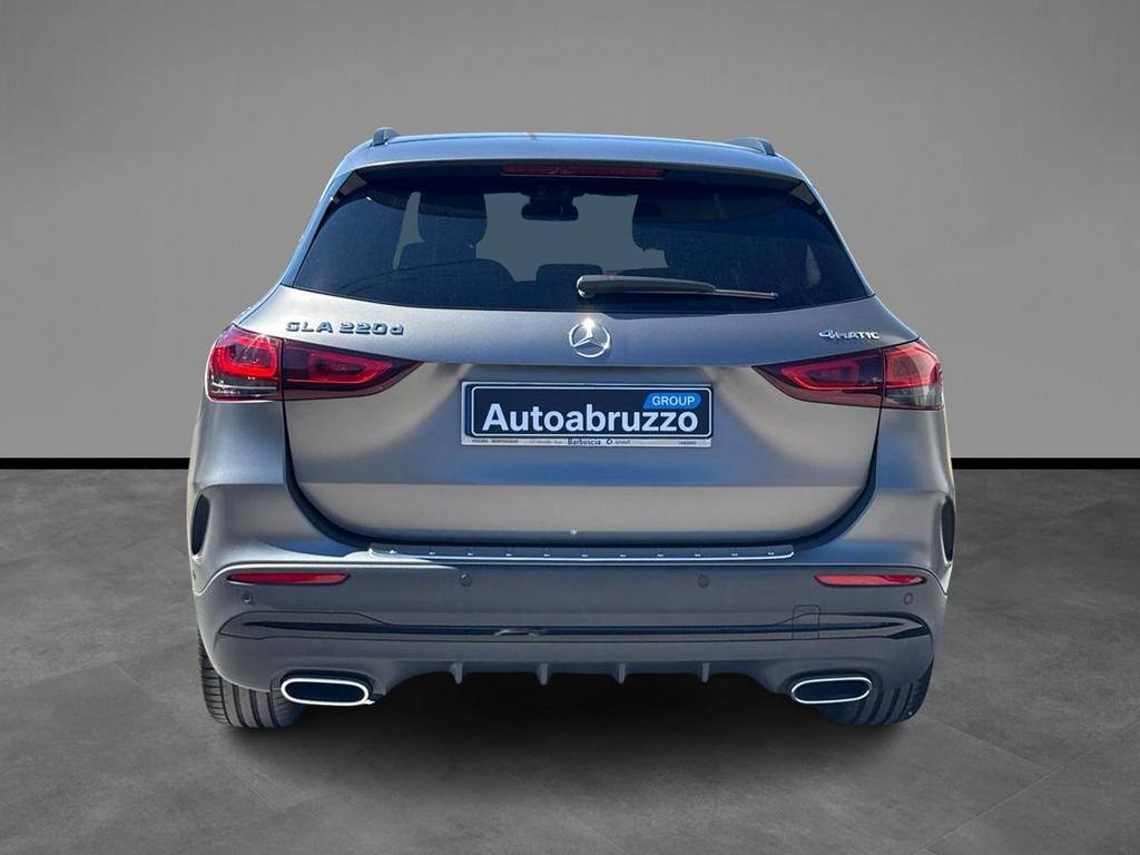 Mercedes GLA 220 220 D Premium 4Matic 8G-DCT