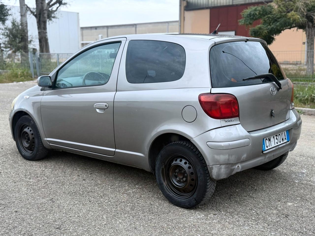 Toyota Yaris 1.0i 16V cat 3 porte