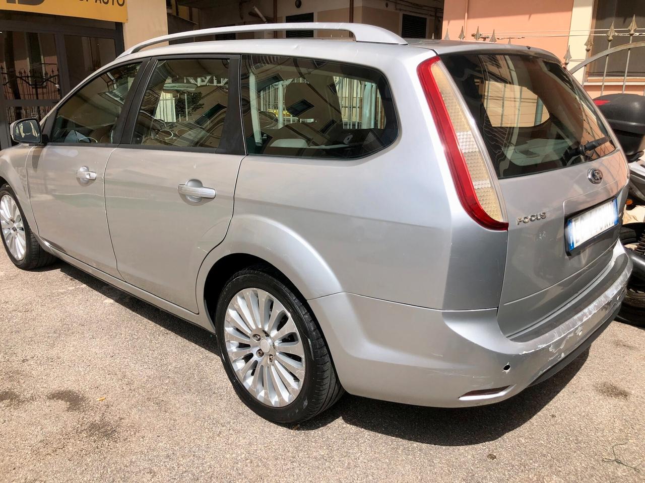 Ford Focus 1.6 TDCi (110CV) 5p. Ikon DPF