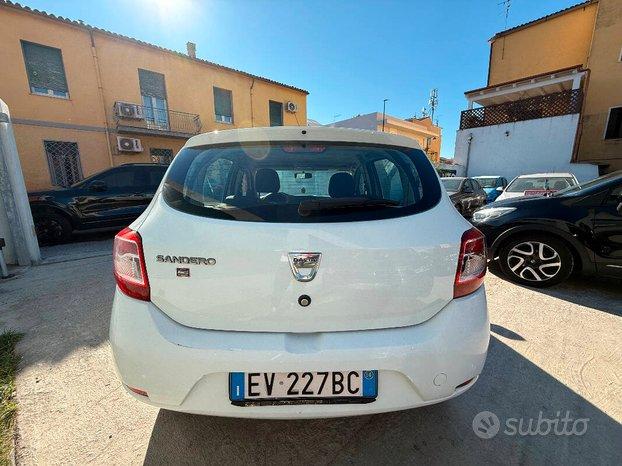 Dacia Sandero II 2013 DACIA SANDERO 1.5 dci Laurea