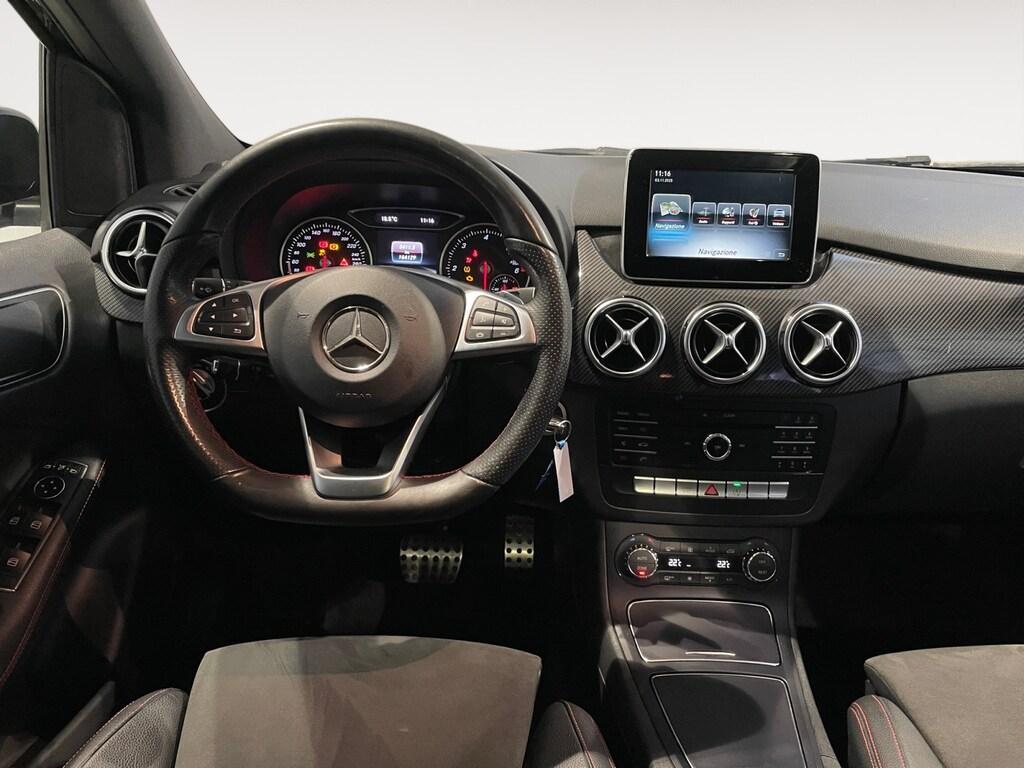 Mercedes Classe B 200 B 200d 2.2 136CV Autom. Premium AMG Line