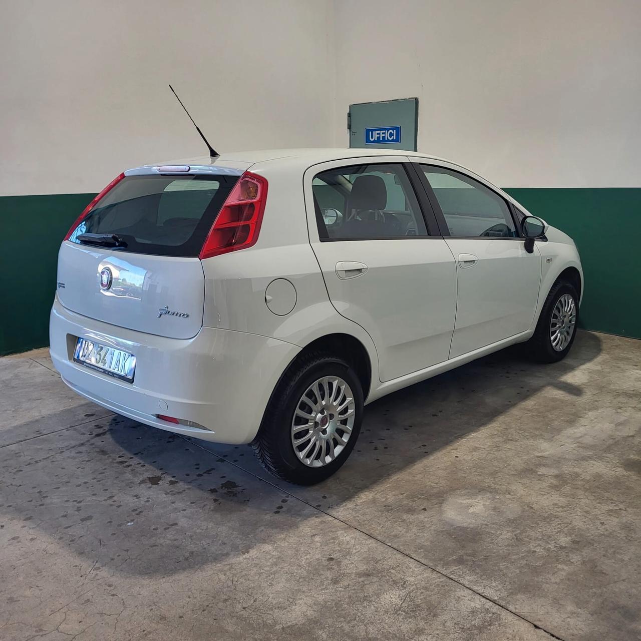 Fiat Grande Punto 1.4 5 porte Dynamic a METANO