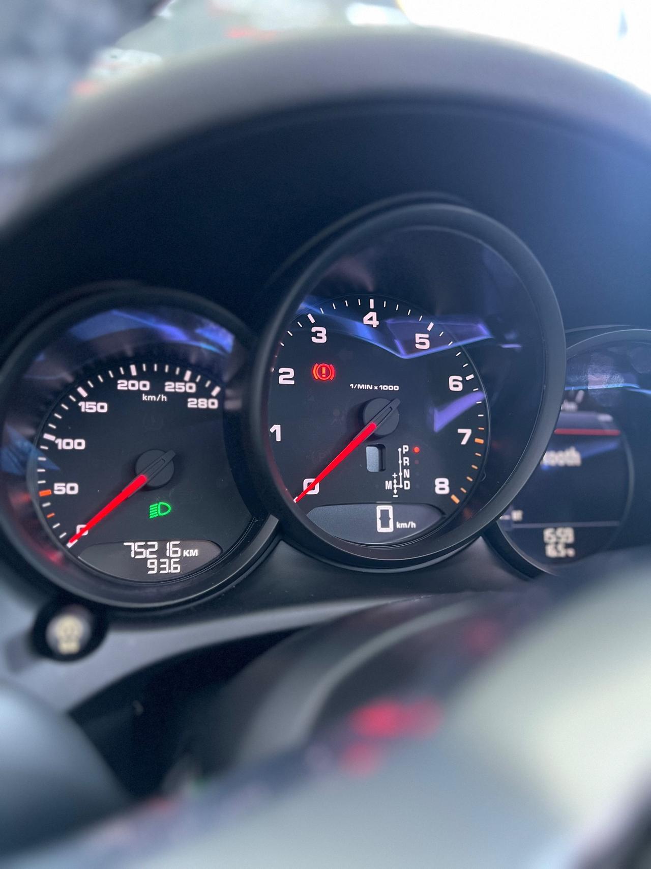 Porsche Macan 2.0 UNICO PROPRIETARIO TETTO APRIBILE