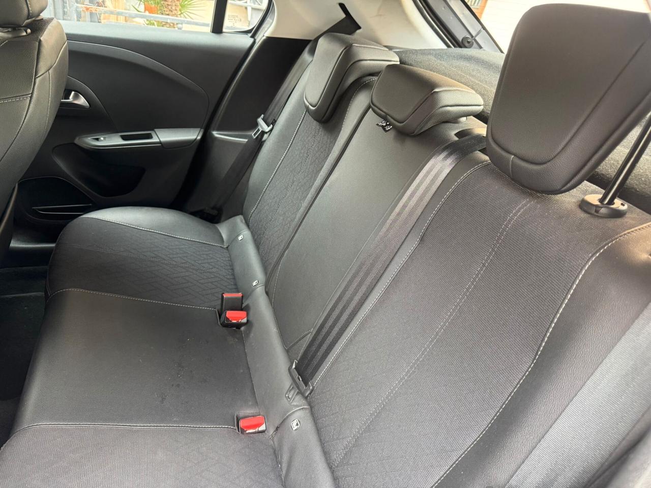 Opel Corsa 1.5 D 100 CV Elegance