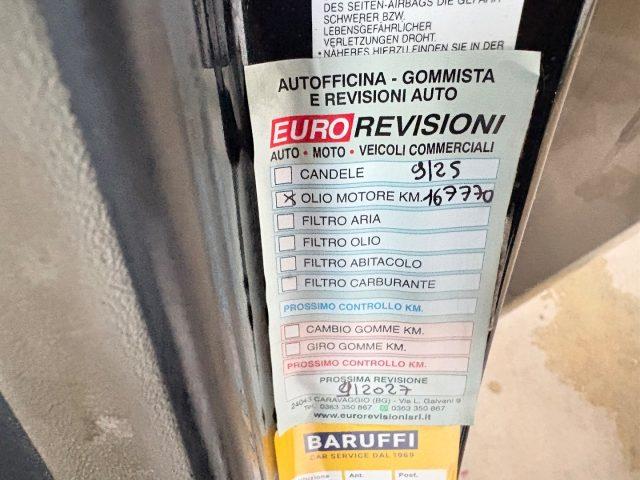 TOYOTA Yaris 1.0 5 porte OK NEIèATENTATI BòUETHOOT