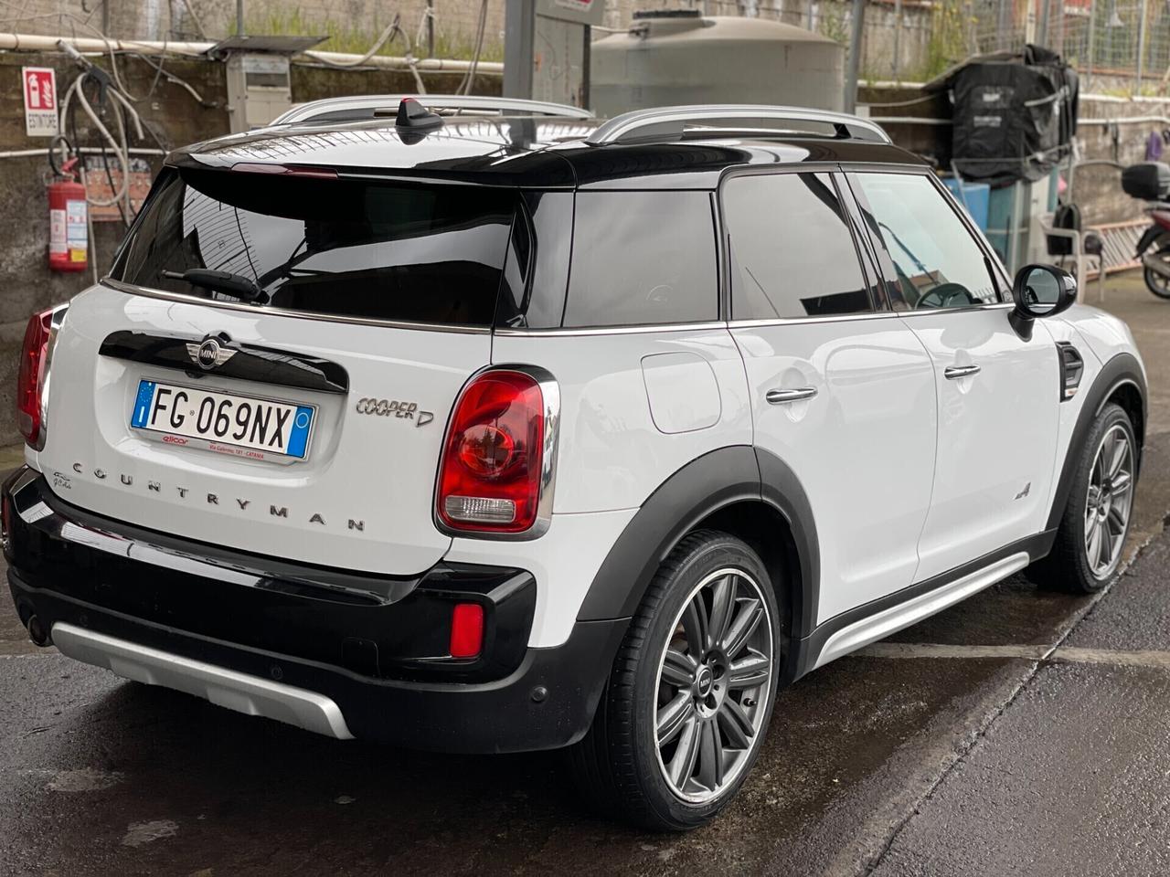 Mini Cooper D Countryman ALL4 Automatica