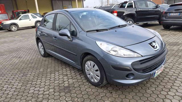 PEUGEOT 207 1.4 HDi 5p. XT ADATTO NEOPATENTATO