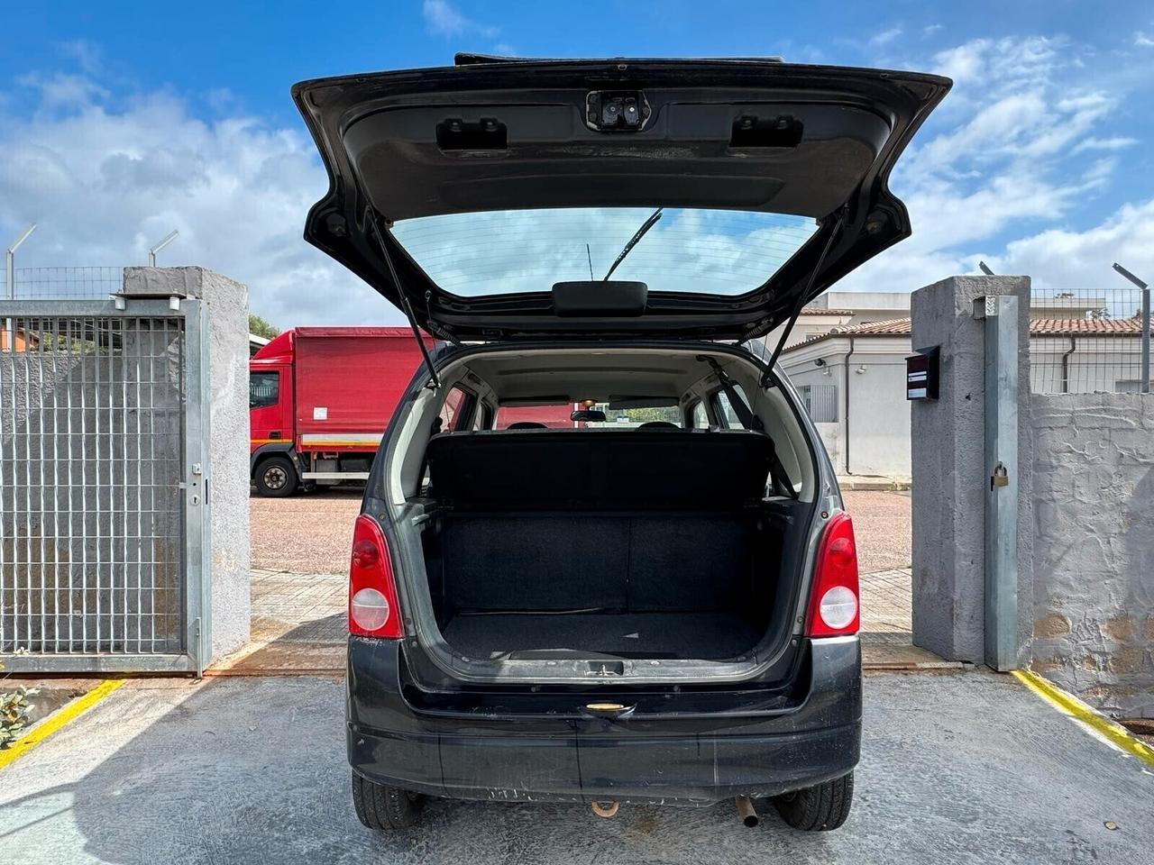 OPEL AGILA NEOPATENTI