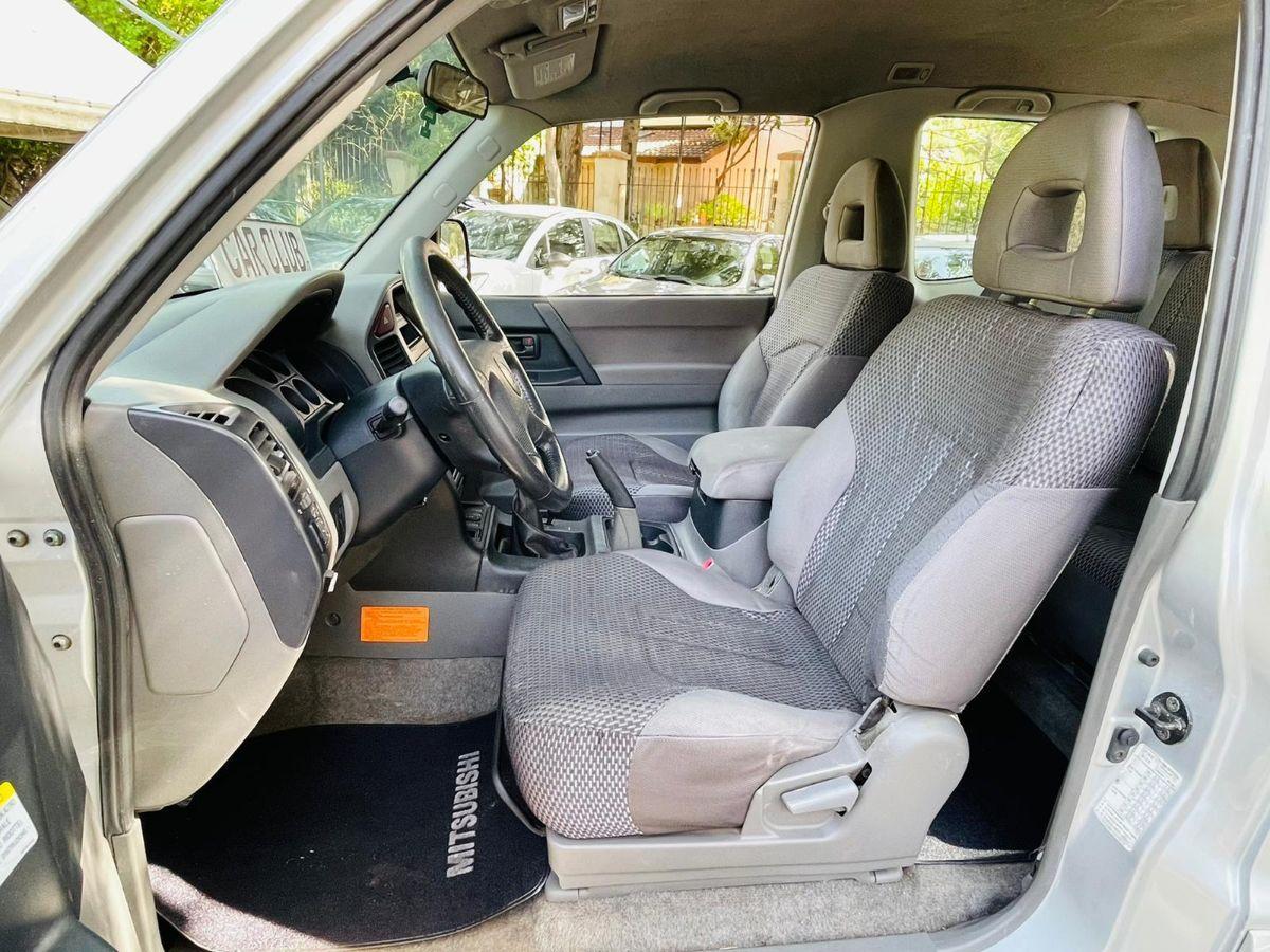 Mitsubishi Pajero 2.5 TDI 3p. GLS Motore Nuovo