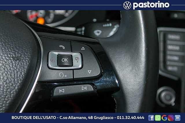 Volkswagen Golf 2.0 TDI 5p. Highline - Cerchi in lega