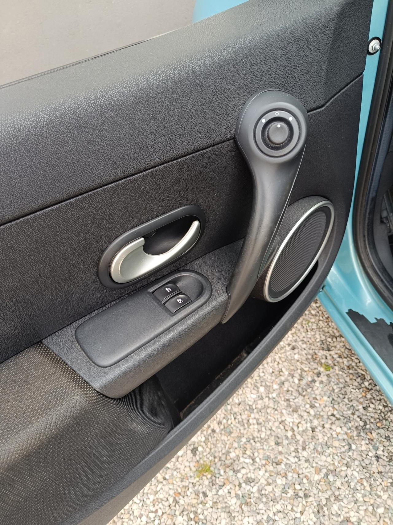 Renault Clio 1.2 5 porte Rip Curl