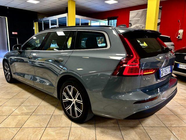 VOLVO V60 B4 (d) automatico Core UNIPRO - KM CERTIFICATI