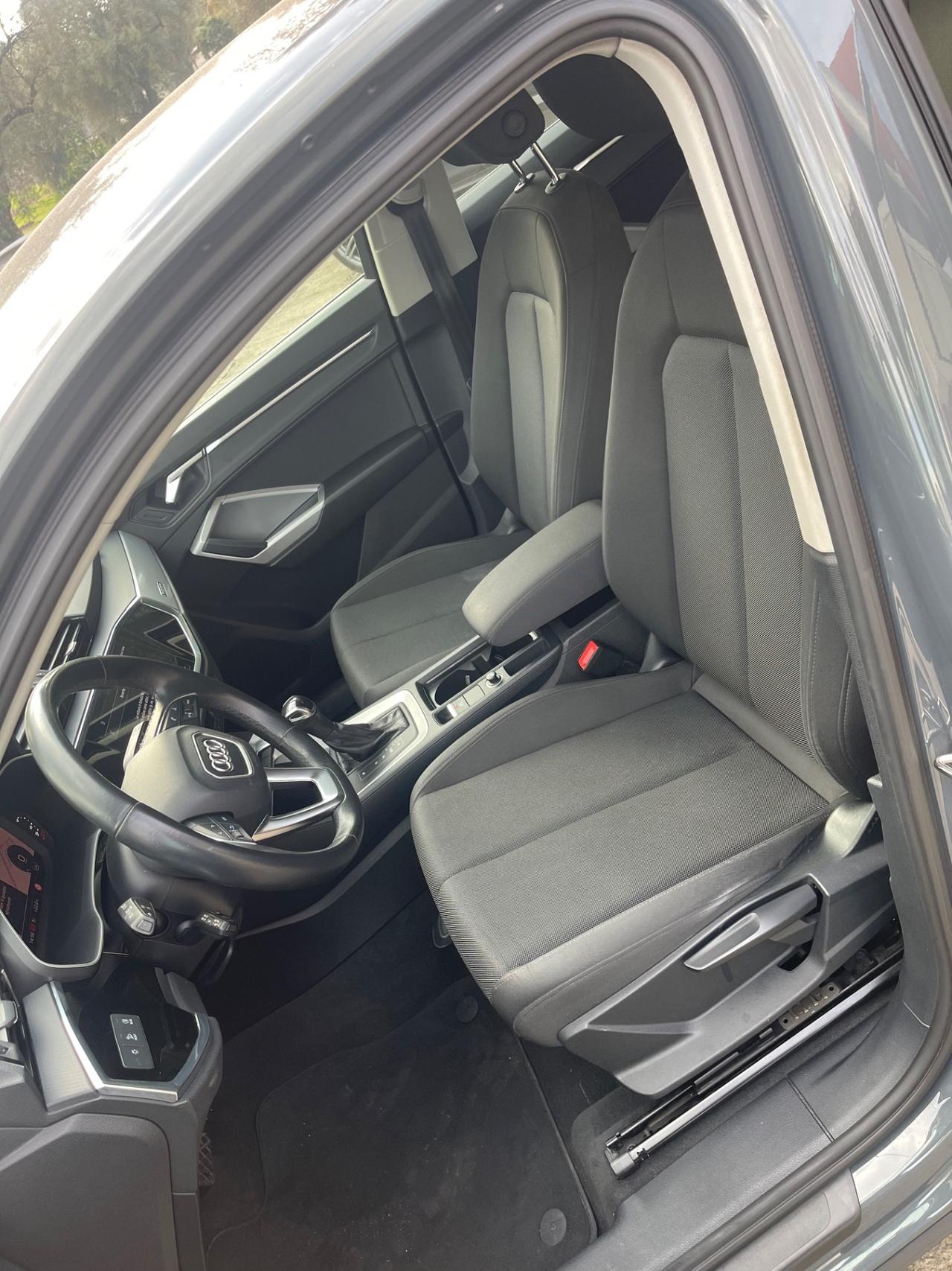 Audi Q3 SPB 35 TDI S tronic Business Plus