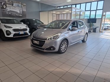 Peugeot 208 Benzina Manuale