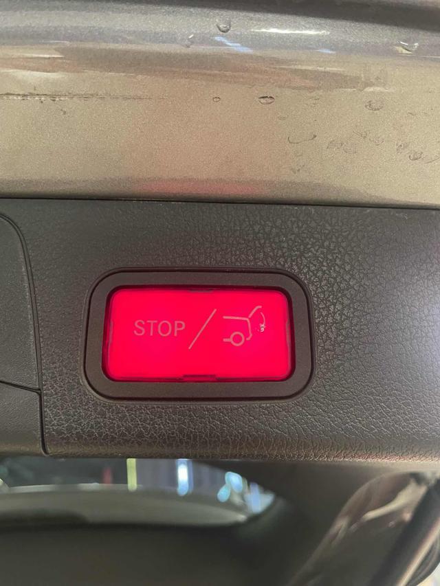 MERCEDES-BENZ GLB 200 d Automatic *PELL/NAVI/LUCI/TELEC*