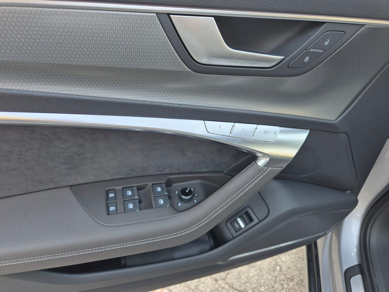 Audi A6 allroad 50 TDI 3.0 quattro tiptronic Business Advanced