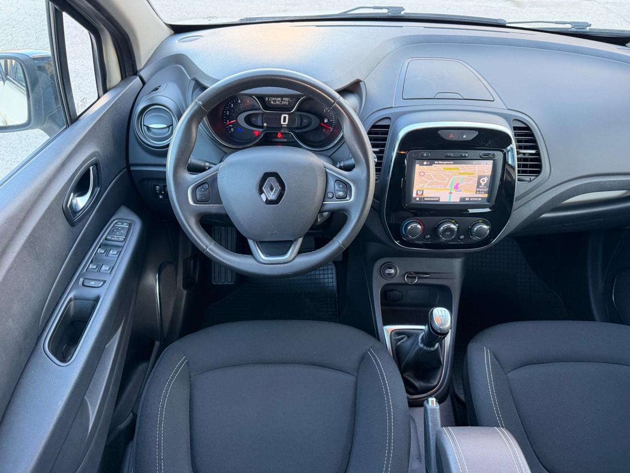 Renault Captur dCi 8V 90 CV EDC Sport Edition