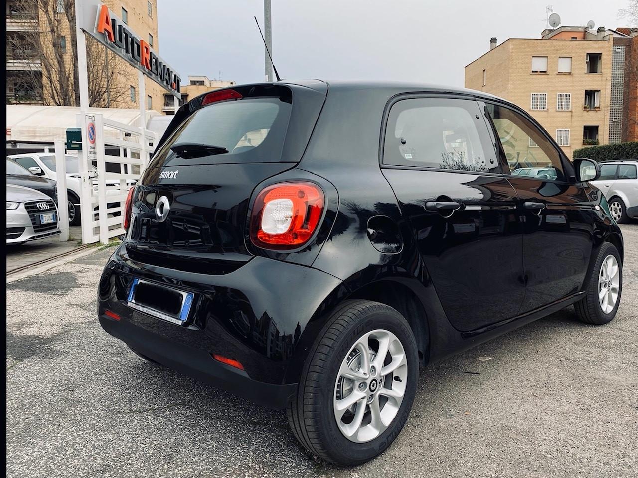 Smart ForFour 70 1.0 Youngster