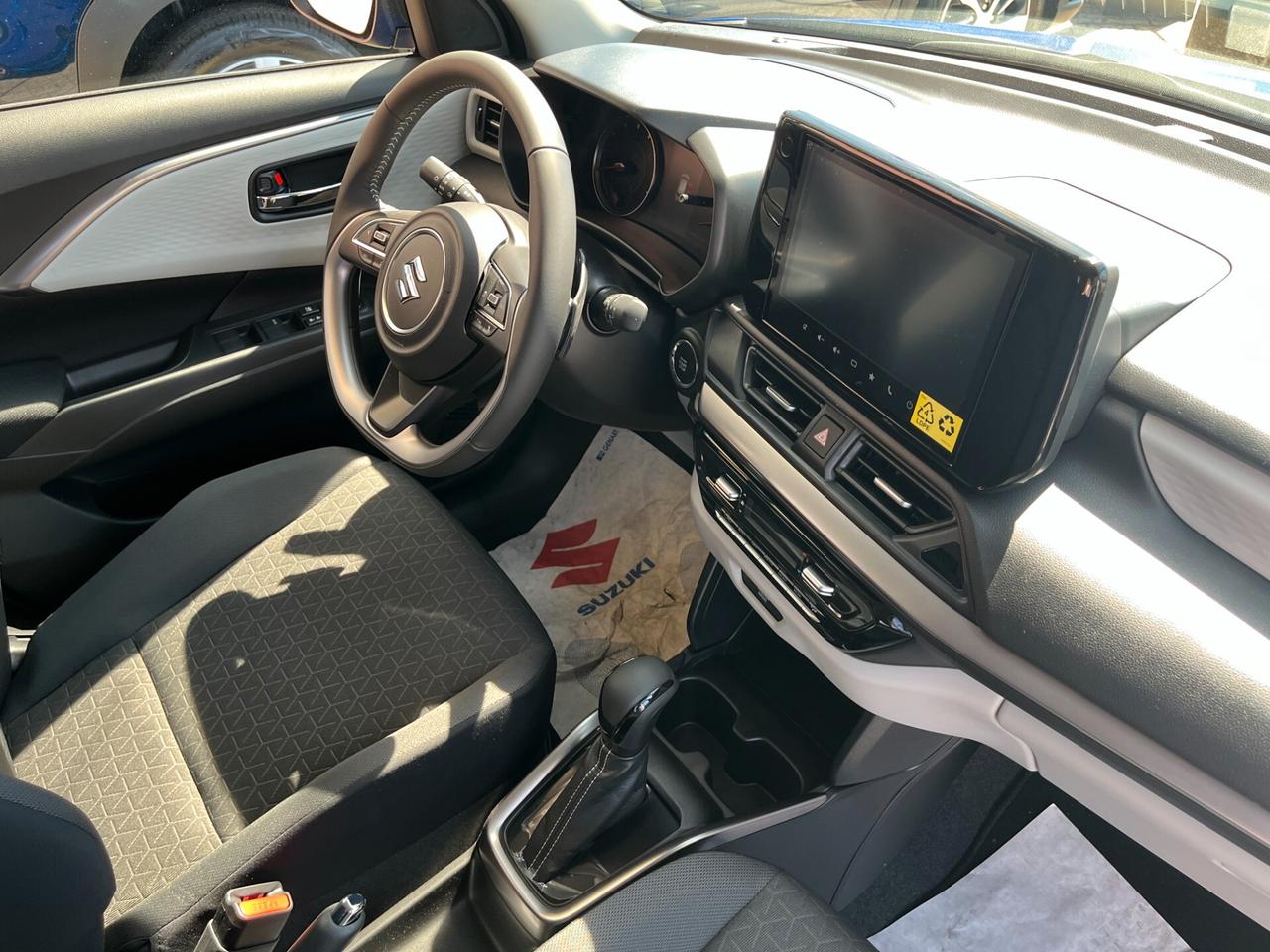 Suzuki Swift 1.2 hybrid Auto KmZero