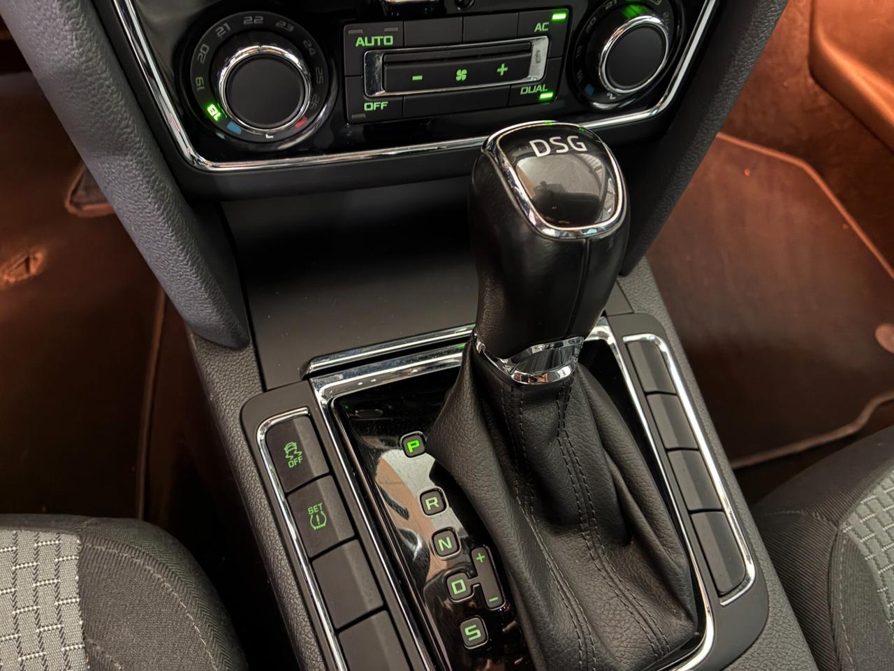 Skoda Superb UNICO PROPRIETARIO - DISTRIBUZIONE ESEGUITA