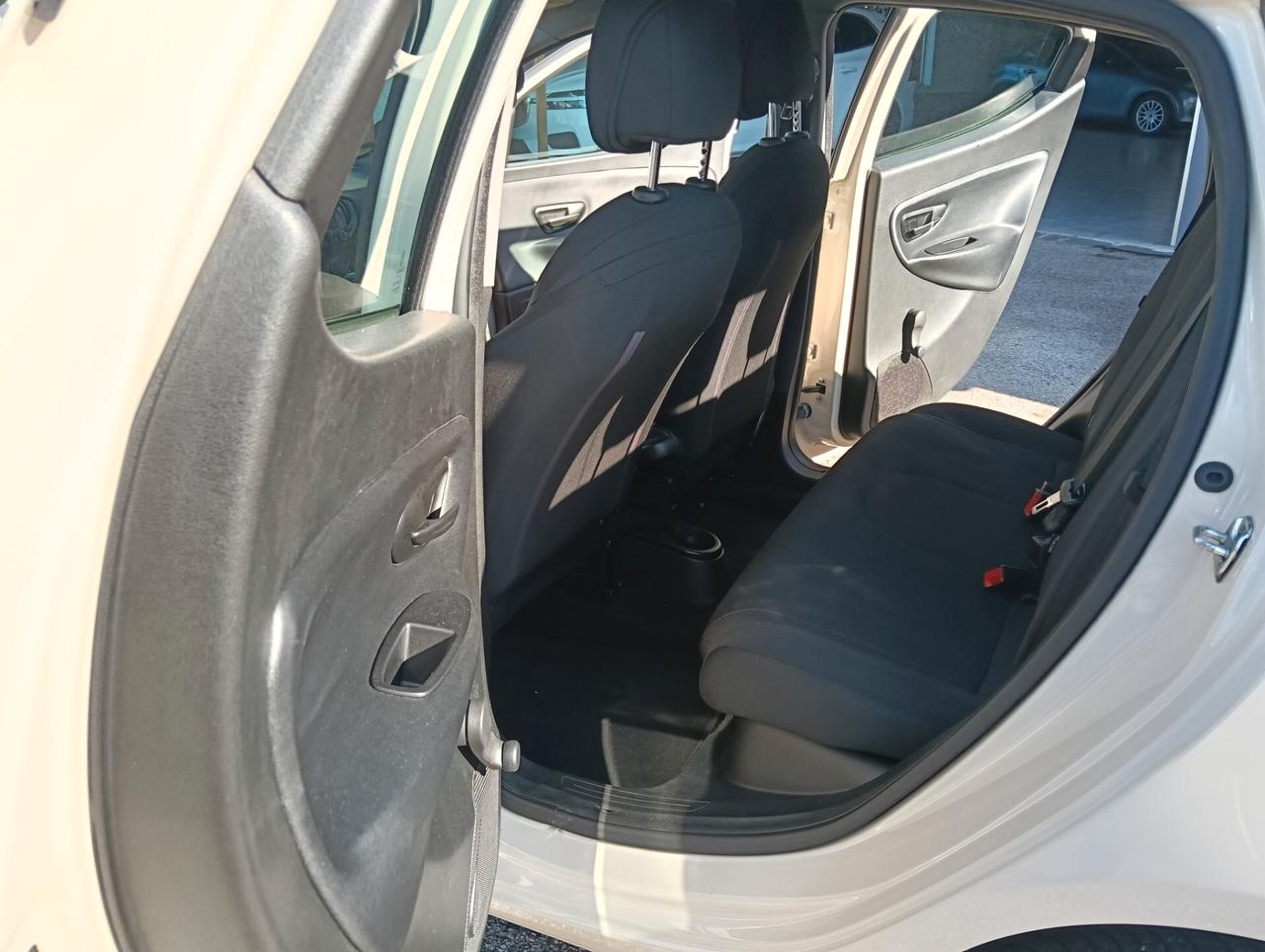 Lancia Ypsilon 1.2 69 CV 5 porte GPL Ecochic Gold