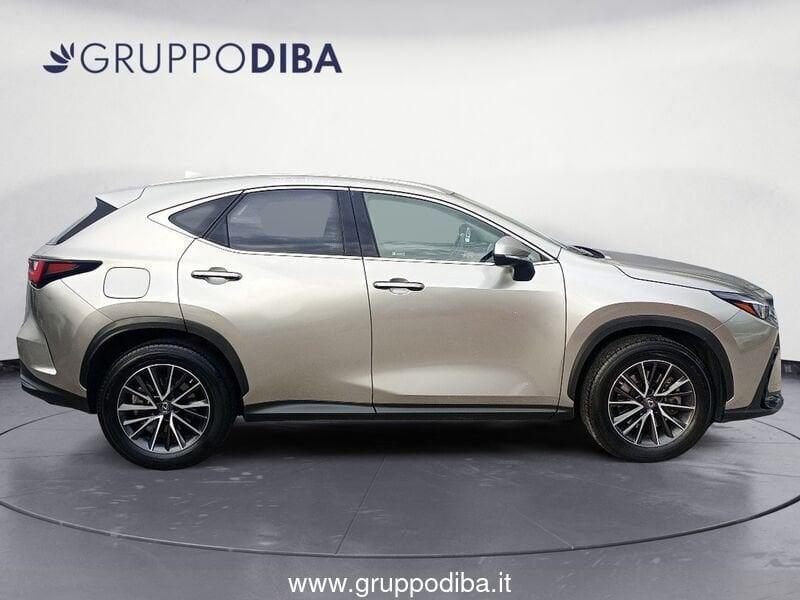 Lexus NX II 2022 450h+ 2.5 phev Premium 4wd e-cvt