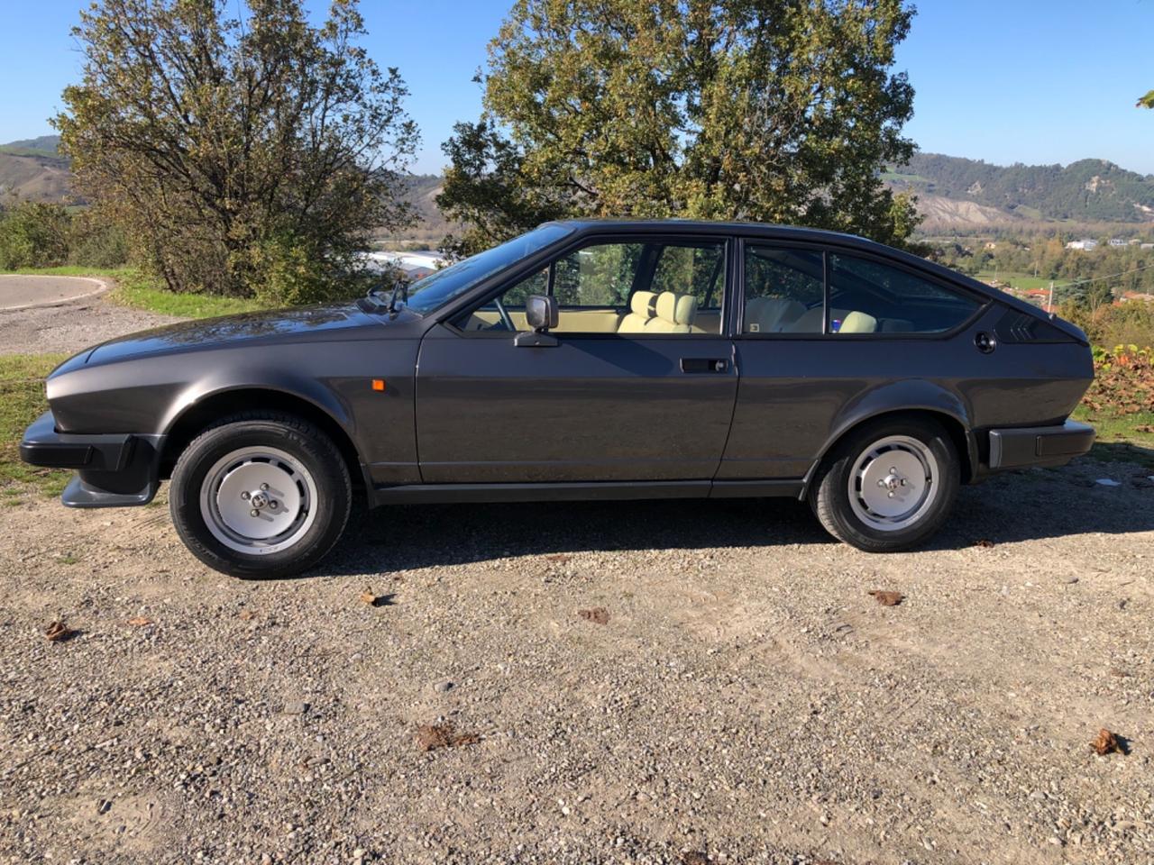 Alfa Romeo Alfetta GTV 2.0