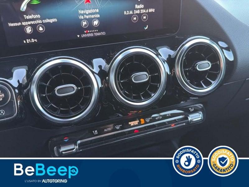 Mercedes-Benz GLA 200 D SPORT AUTO