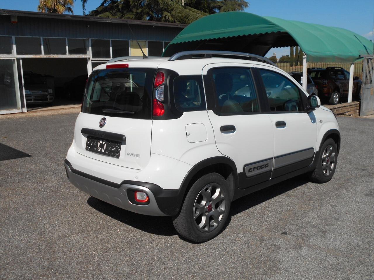 Fiat Panda 1.0 FireFly S&S Hybrid City Cross