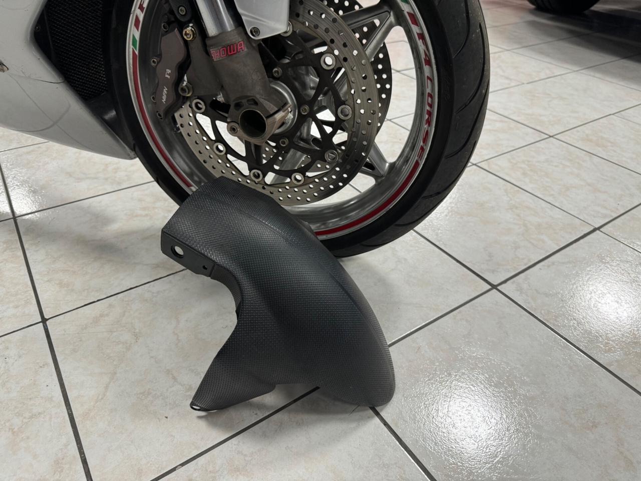 Mv Agusta F4 750 monoposto e biposto