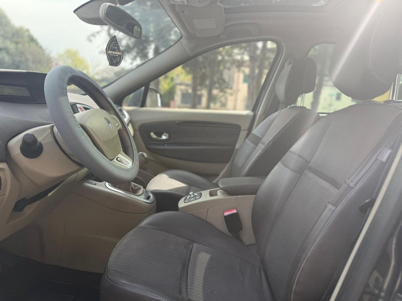 Renault Scenic Scénic X-Mod 1.5 dCi 110CV Dynamique