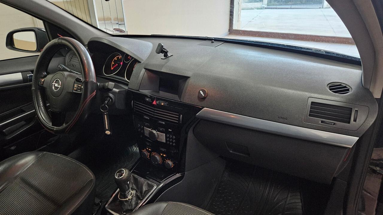 Opel Astra 1.7 CDTI 101CV 5 porte Cosmo