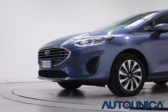 FORD Fiesta 1.1 75 CV 5 PORTE TITANIUM NEOPATENTATI FARI LED