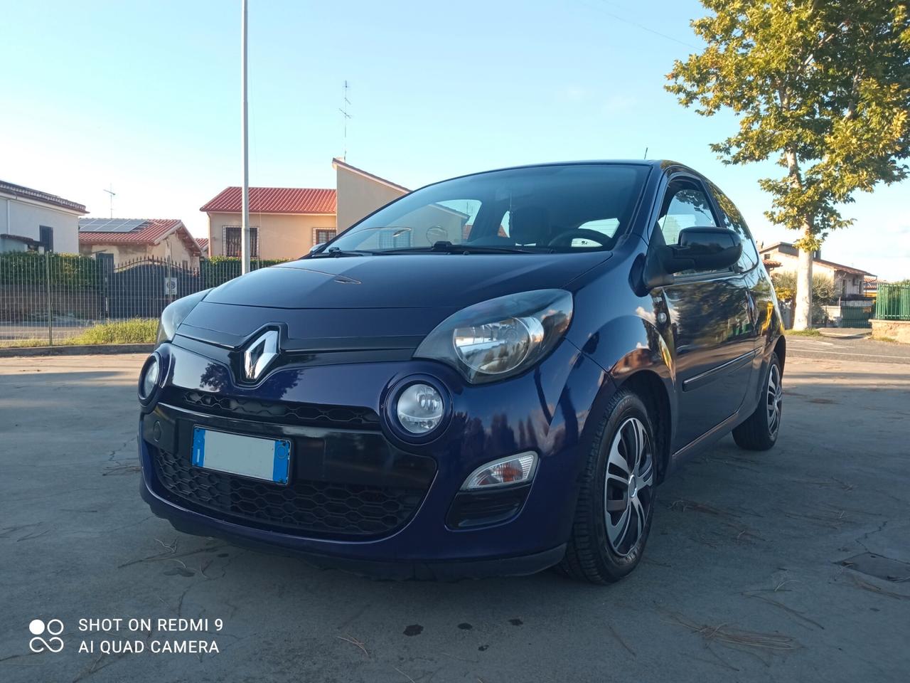 Renault NEW Twingo night&Day