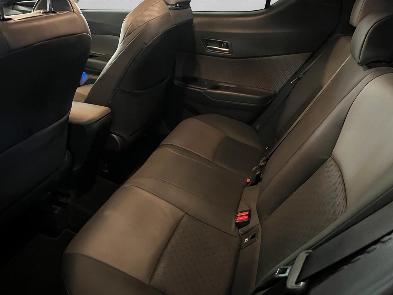 Toyota C-HR 1.8 Hybrid E-CVT Lounge 122cv