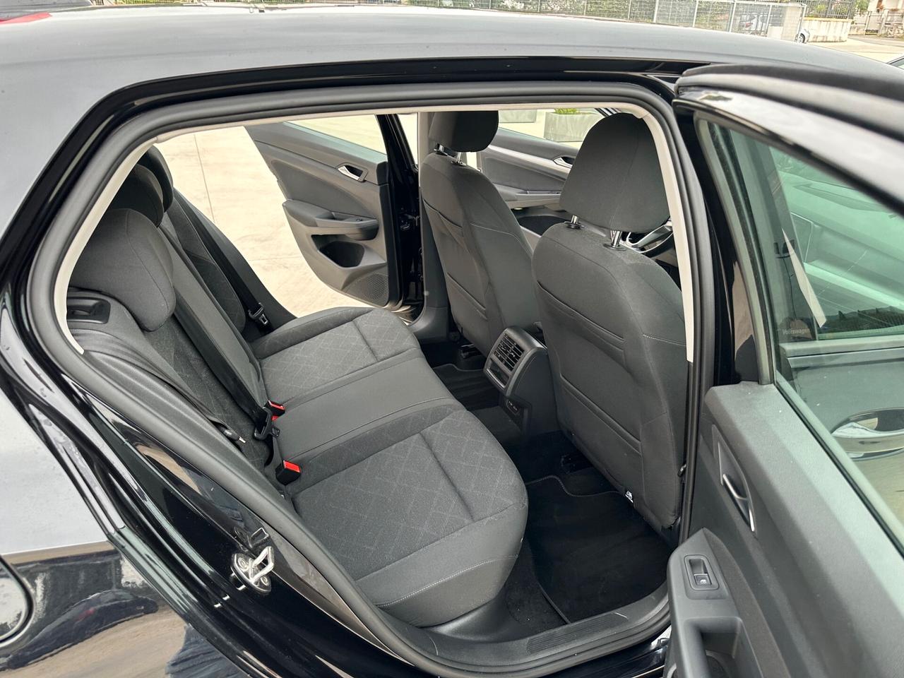 Volkswagen Golf 1.5 TGI DSG Life