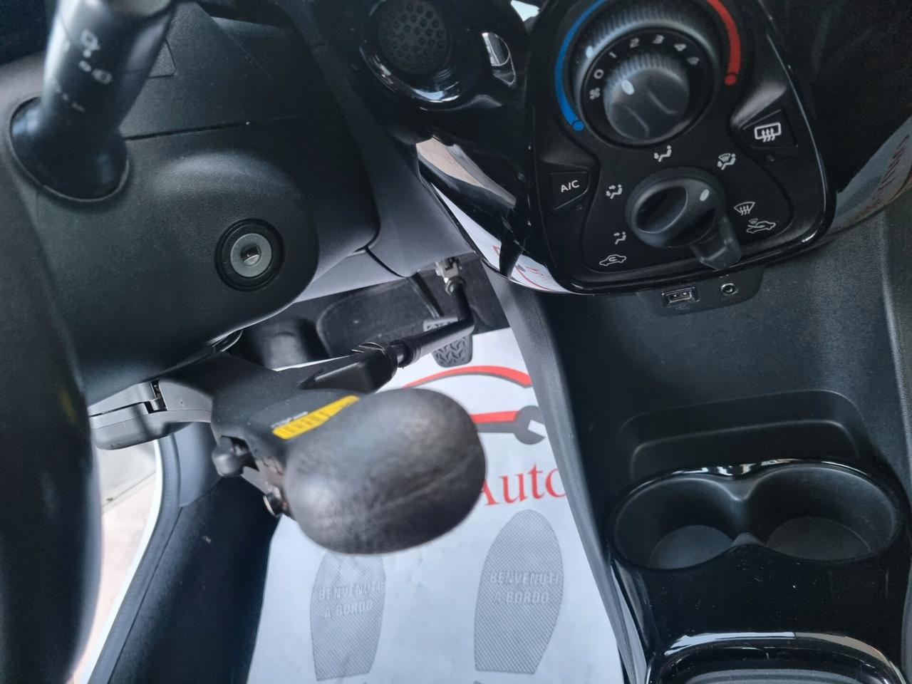 Citroen C1 VTi 68 ETG 5 porte Shine