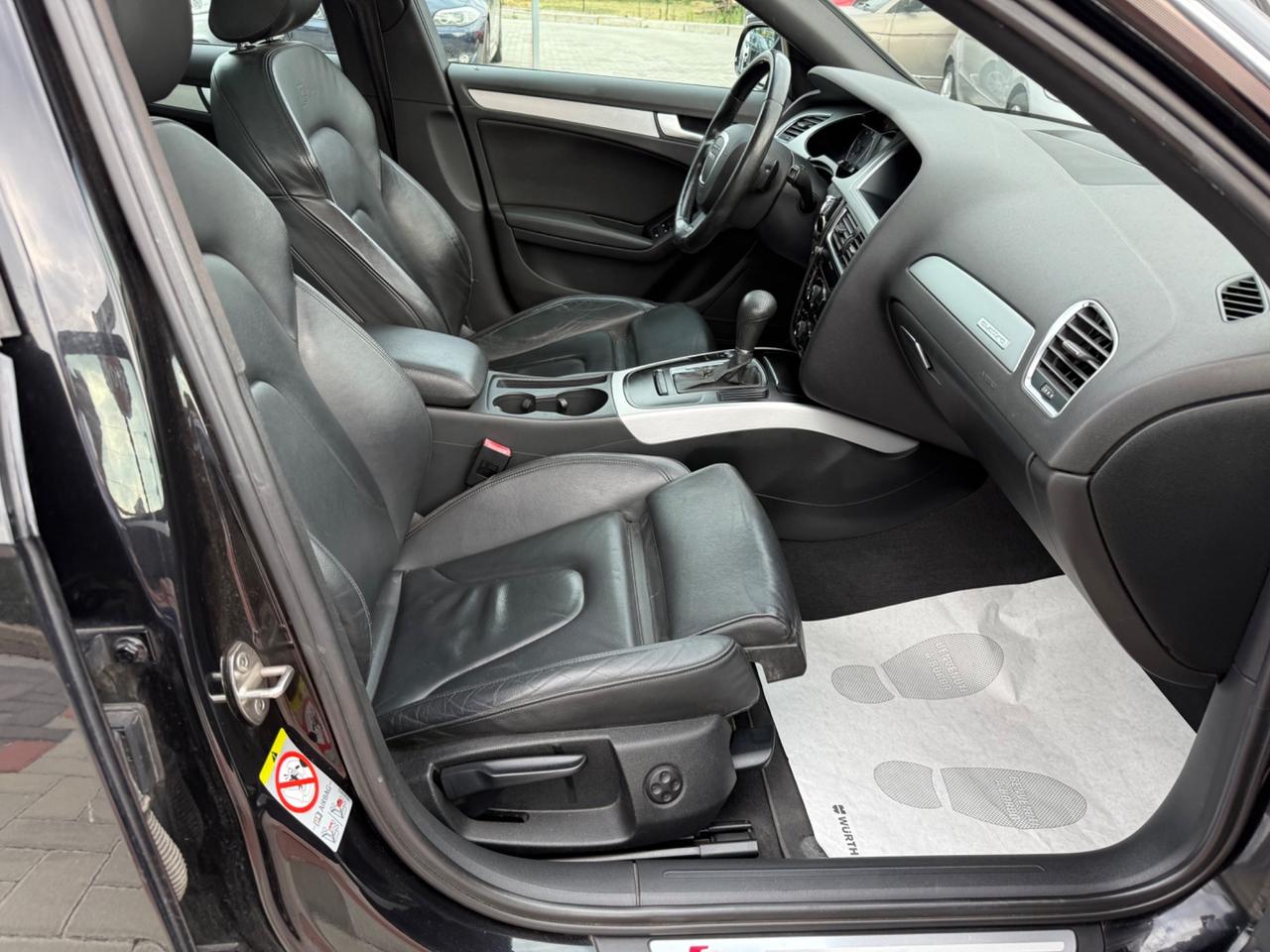 Audi A4 Avant 2.0 TFSI 211 CV quattro TETTO*S-LINE
