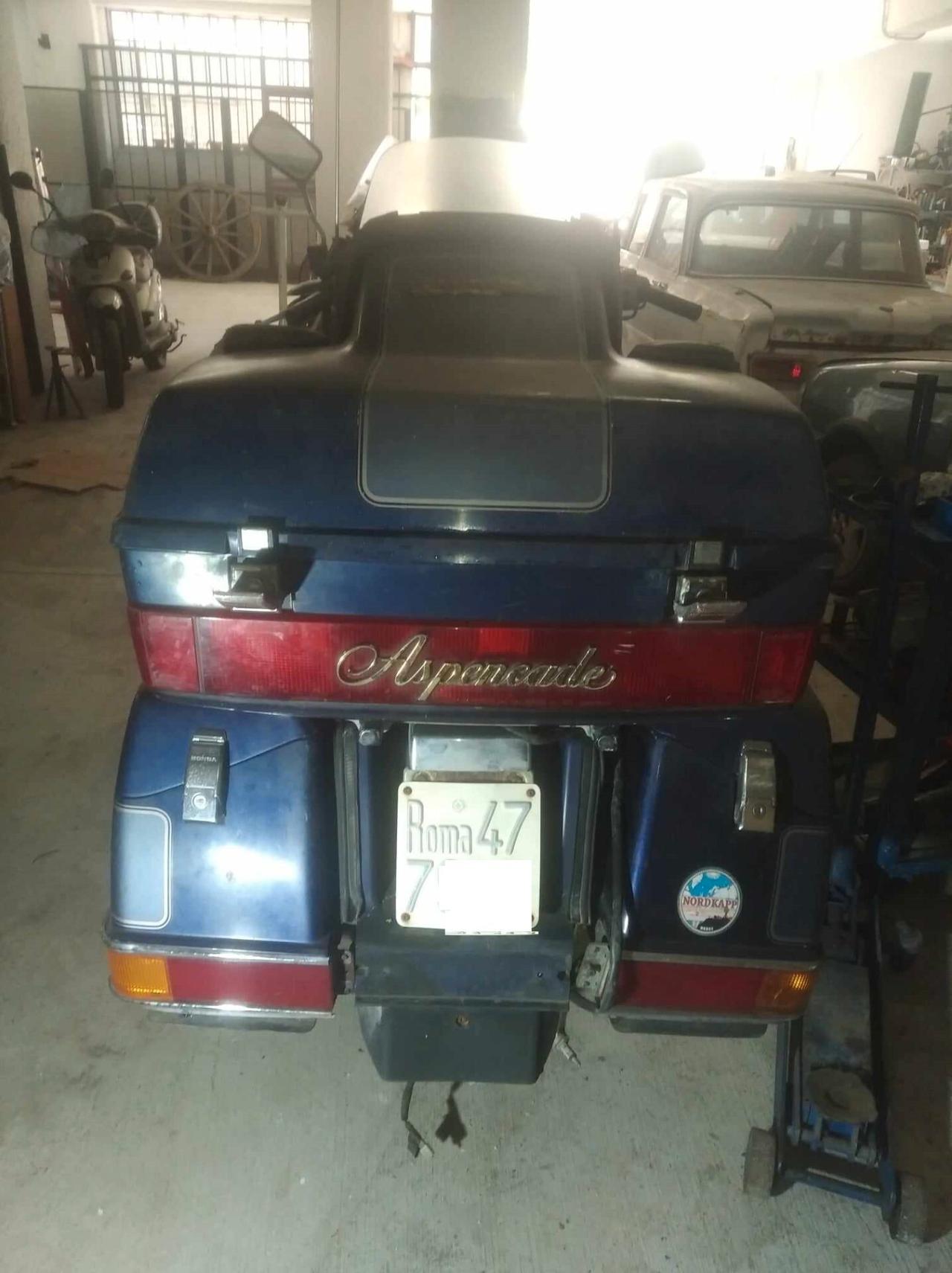 Honda Goldwing 1200