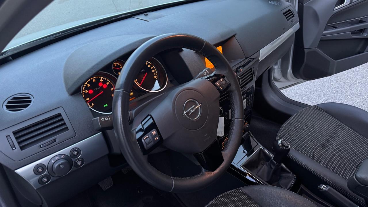 Opel Astra 1.6 T 16V 5 porte Cosmo Unico Proprietario del 44