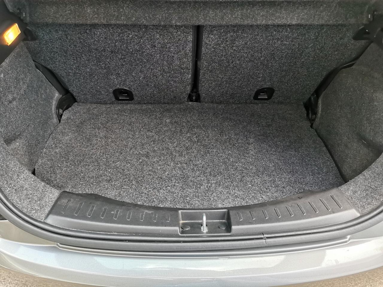 Lancia Ypsilon 0.9 TwinAir 85 CV 5 porte Metano Ecochic 30th Ann.