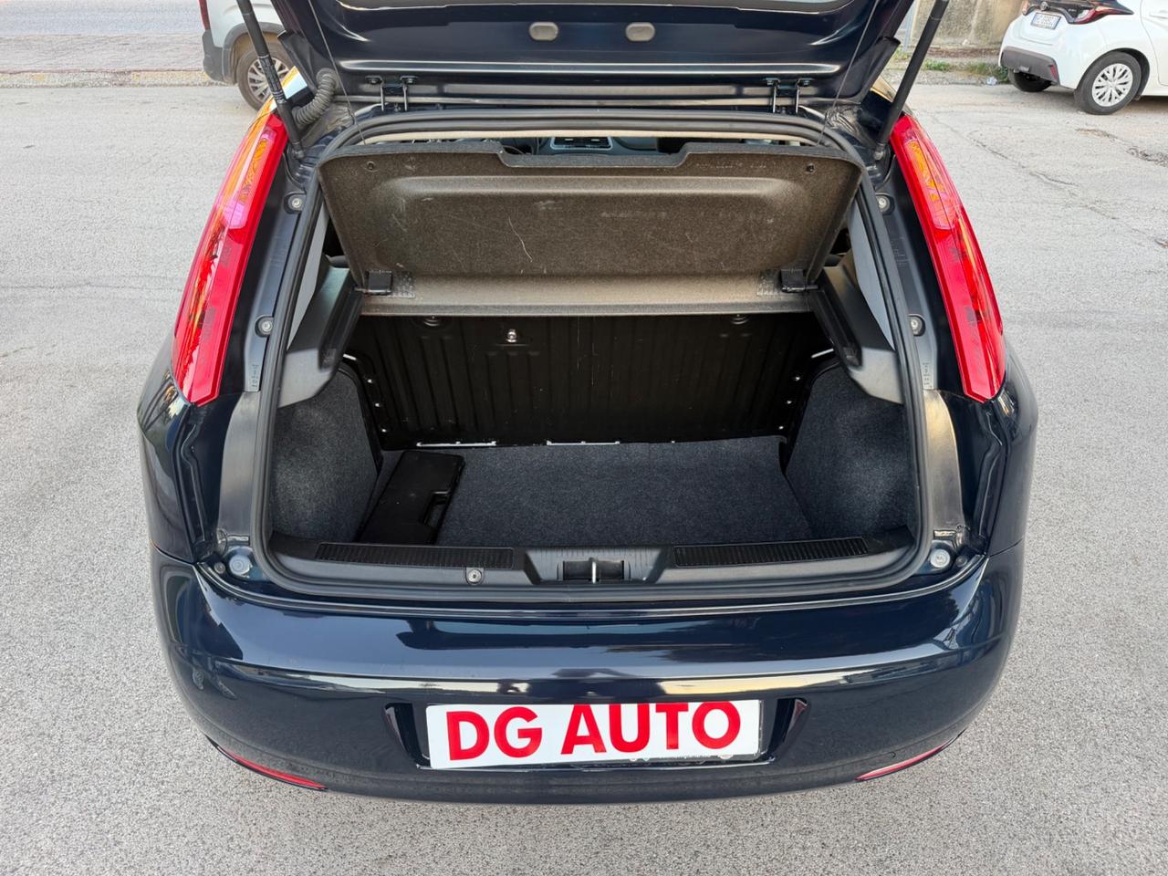 Fiat Punto 1.4 benz Gpl 77 cv 2016