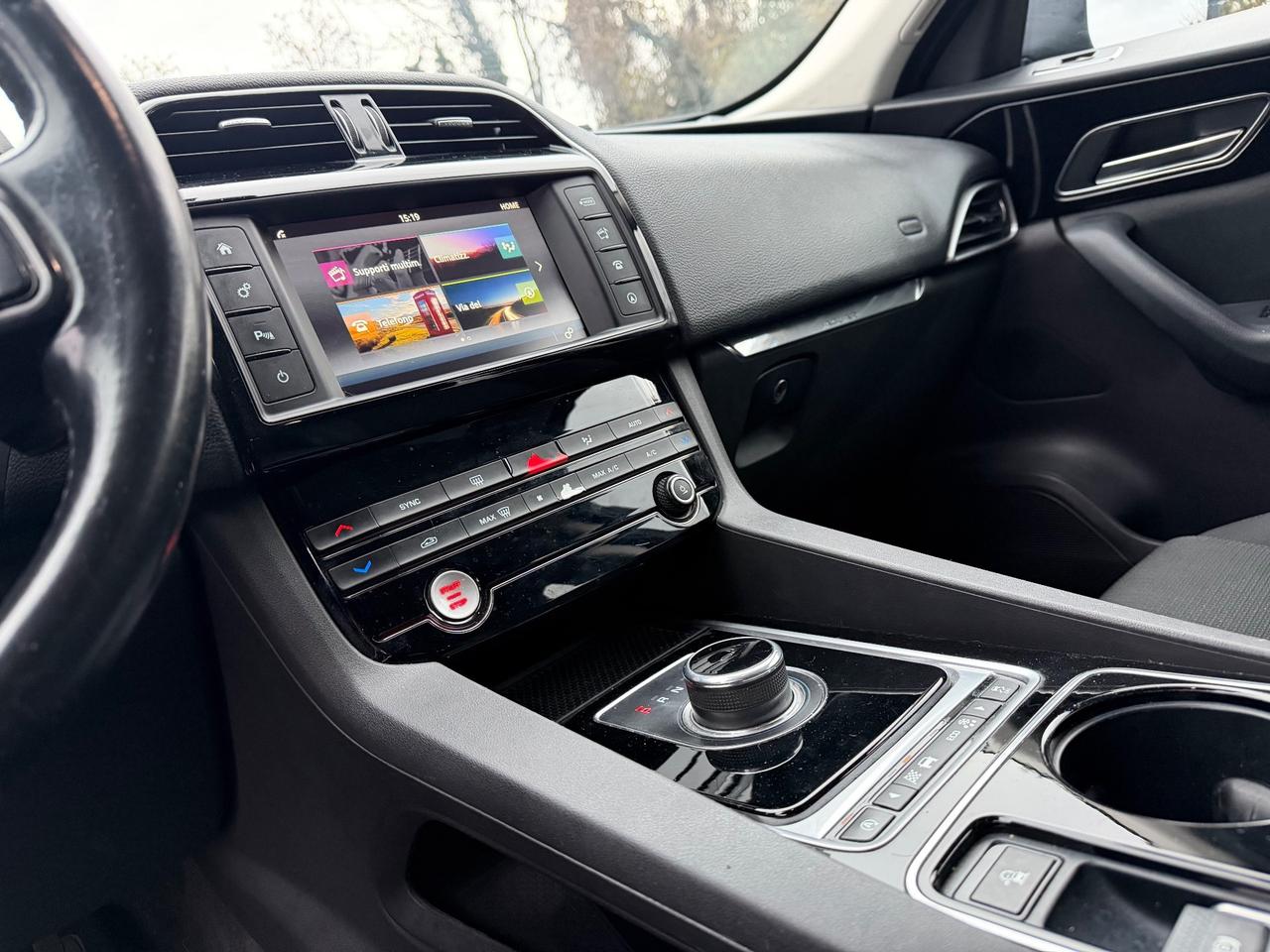 Jaguar F-Pace 2.0 D 180 CV CATENA RUMOROSA !