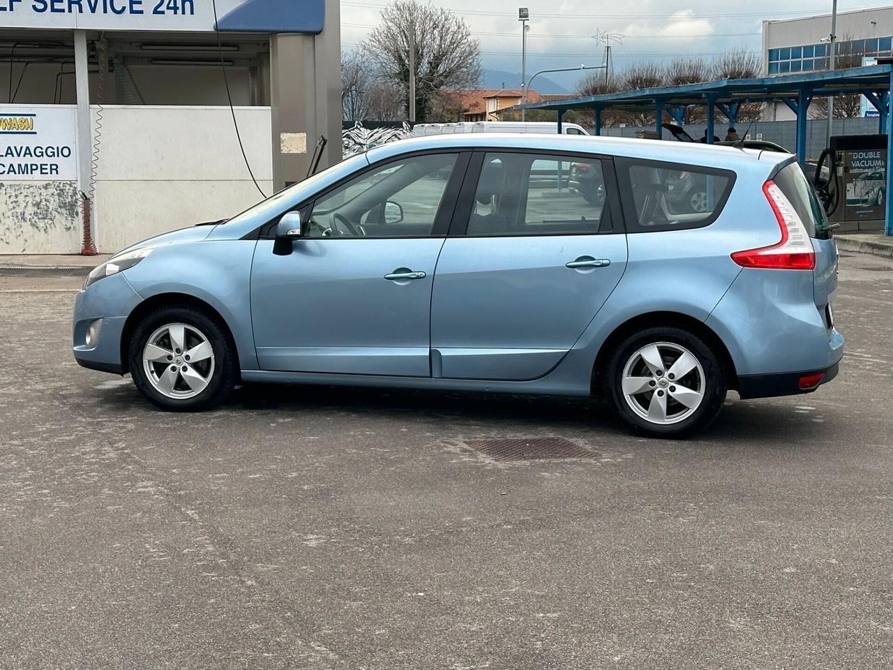 Renault Scenic Scénic 1.9 dCi 130CV Dynamique