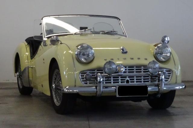 TRIUMPH - TR 3