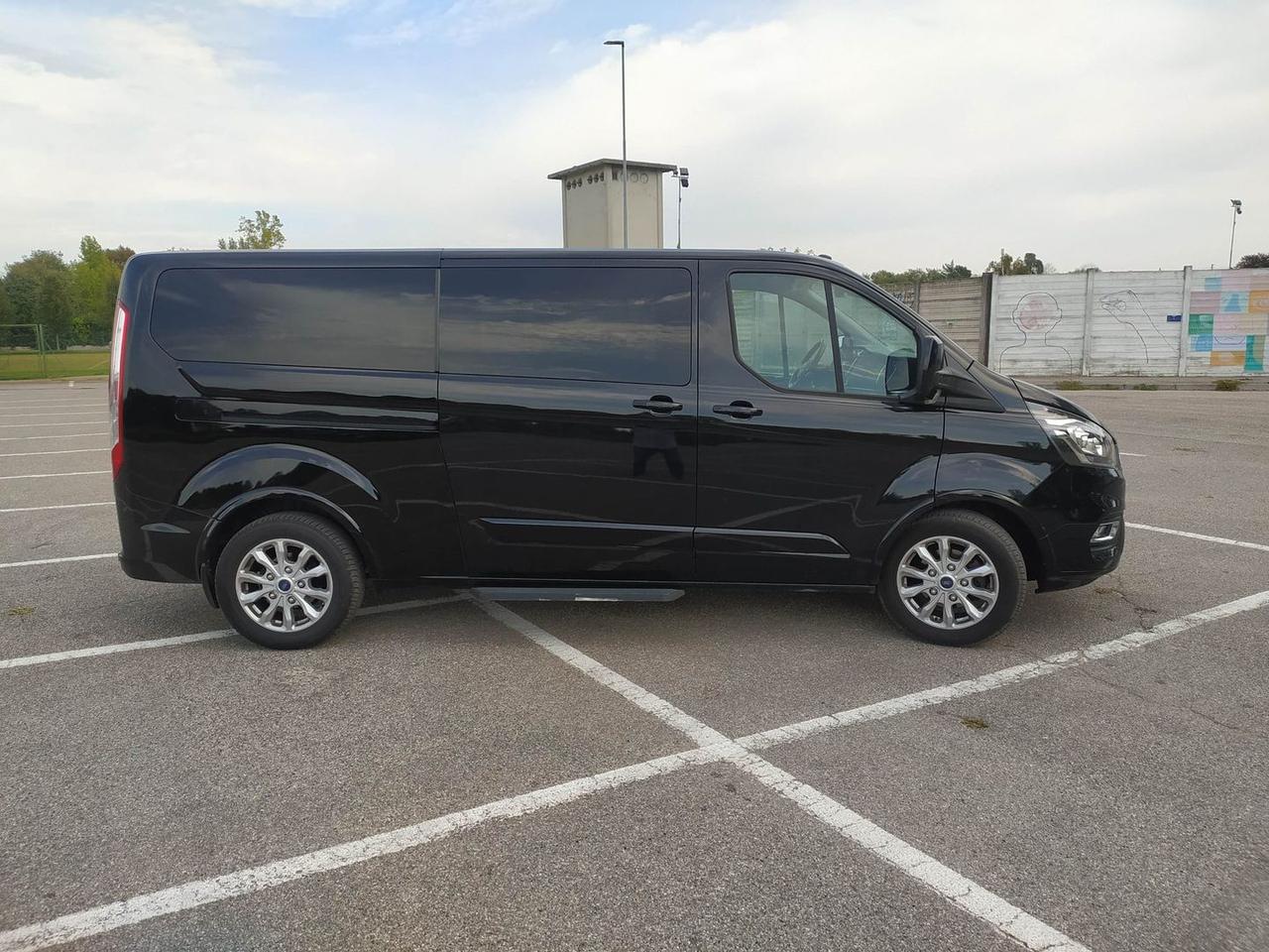 Ford Tourneo Custom titanium #50581